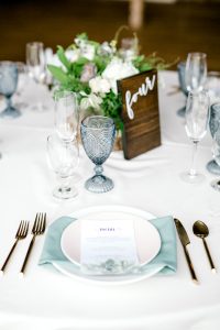 succulent table setting menu and table number